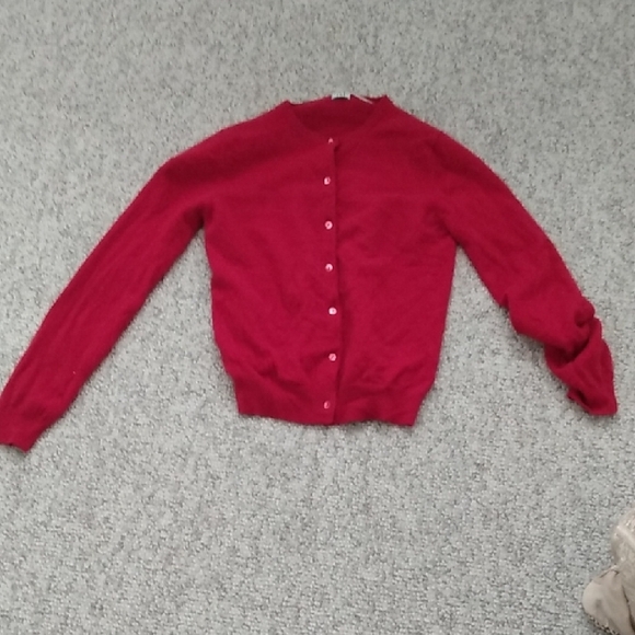 TSE 100% Cashmere Crew Neck Cardigan Sweater Deep Red - Picture 3 of 10